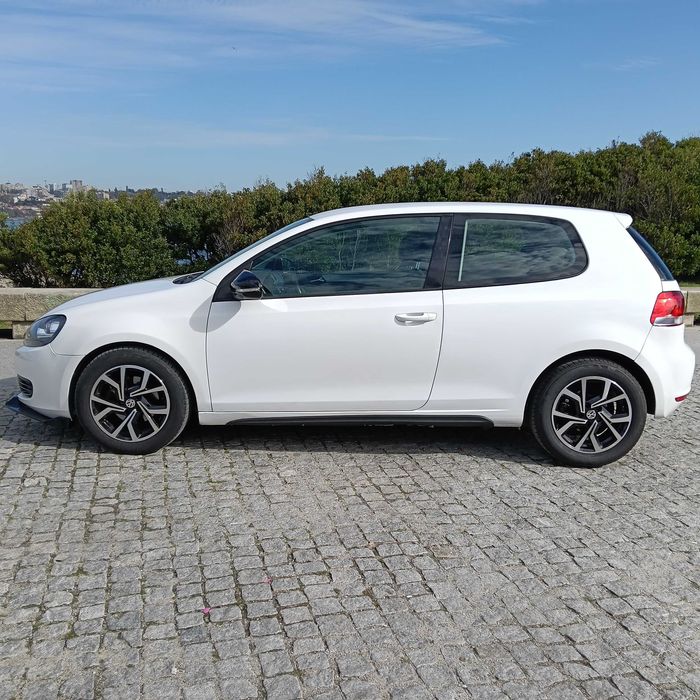 Vw Golf 1.6 tdi Trato financiamento 100 euros por mes