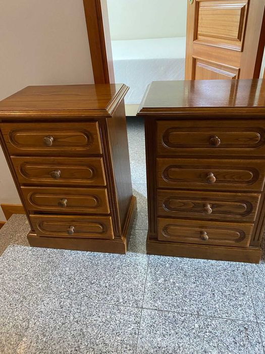 Mesas de cabeceiras vintage