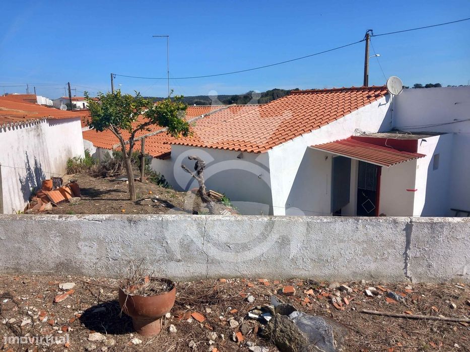 Moradia em Santa Iria (Serpa)
