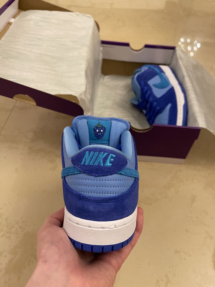 Кроссовки Nike SB Dunk Low Blue Raspberry Оригинал