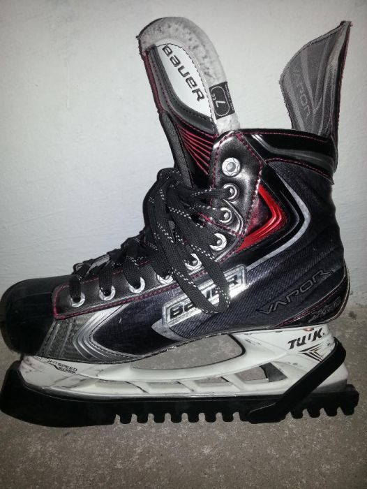 łyżwy hokejowe bauer vapor x 100