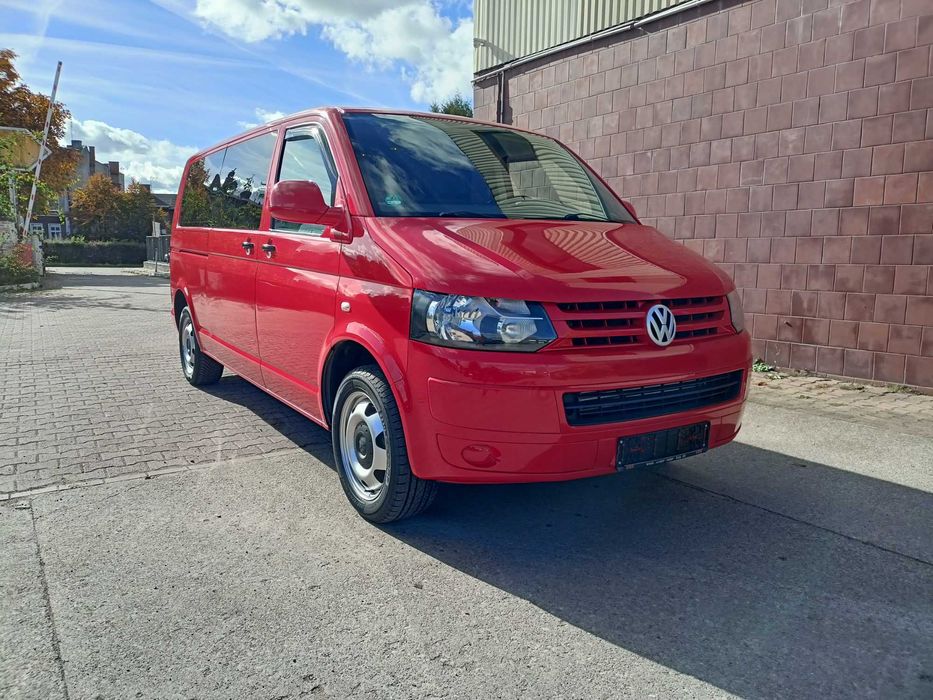 VW T5 Caravelle Lift 2.0 TDI 9 Osobowy Long Długa Wersja Klima Sprowad