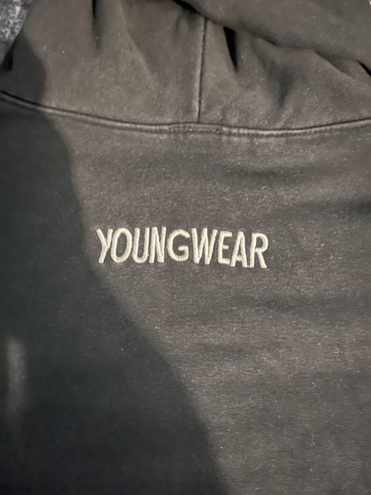 Czarna bluza Youngwear