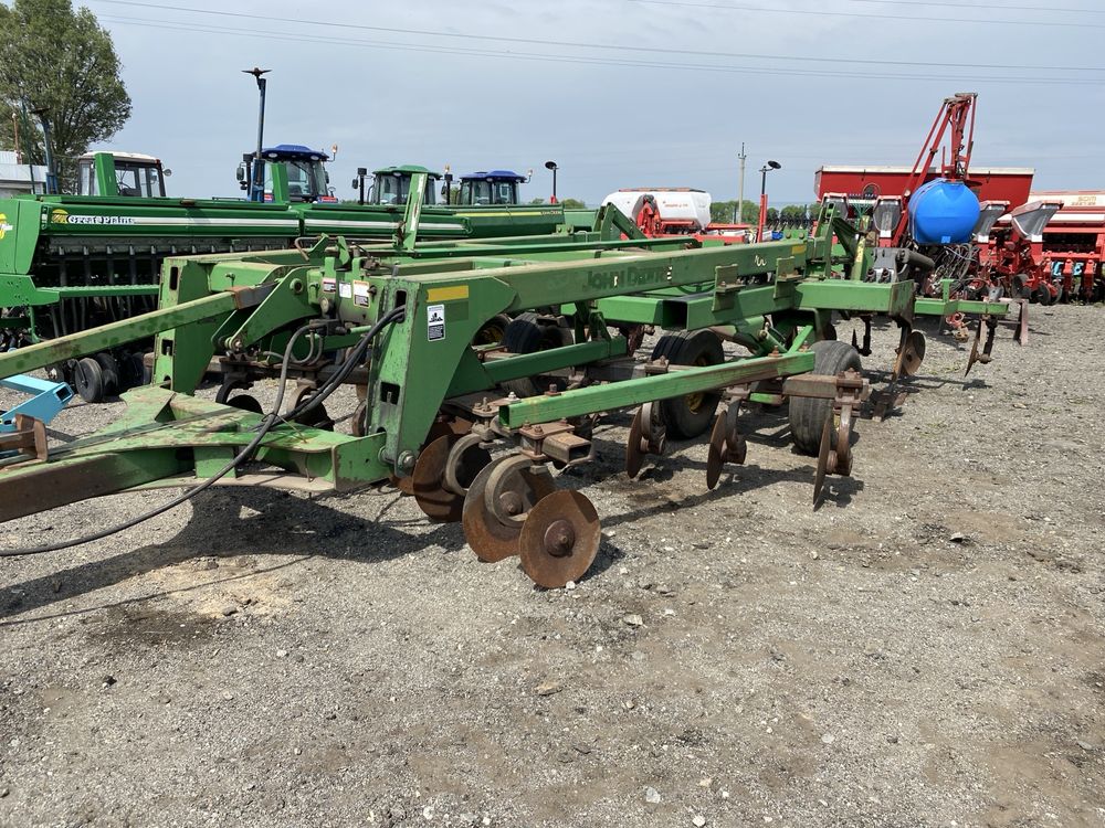 Дисколаповий агрегат John Deere 2700