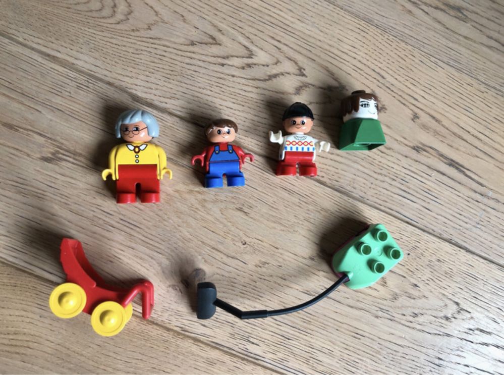 Duży zestaw Lego Duplo 291 elementów, zwierzątka, 2 płyty