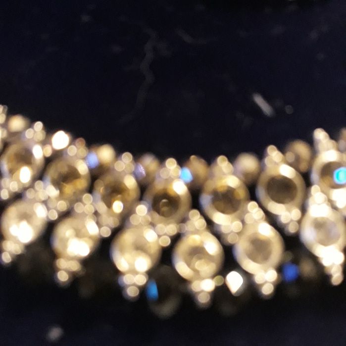 Piękną kolię sprzedam