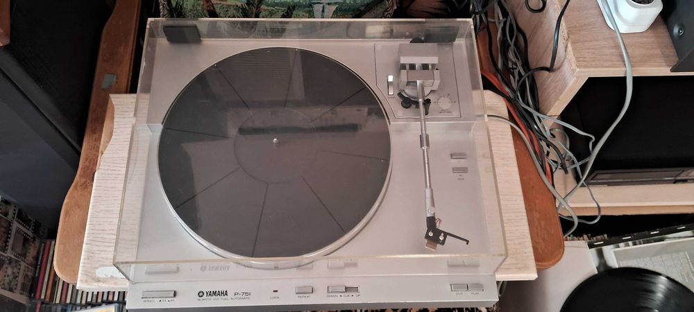Yamaha P-751, програвач вінілових платівок