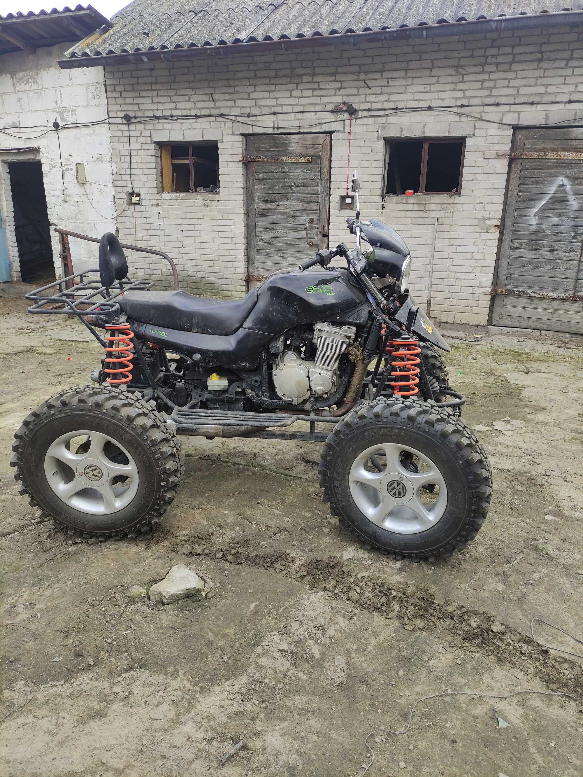 quad 4x4 suzuki gsx 1100`