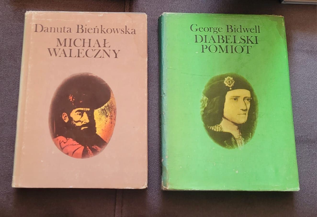 5 ksiazek! Seria historycznych książek