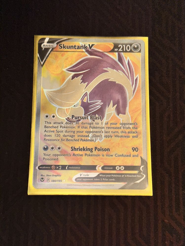 Carta Pokemon Skuntank v