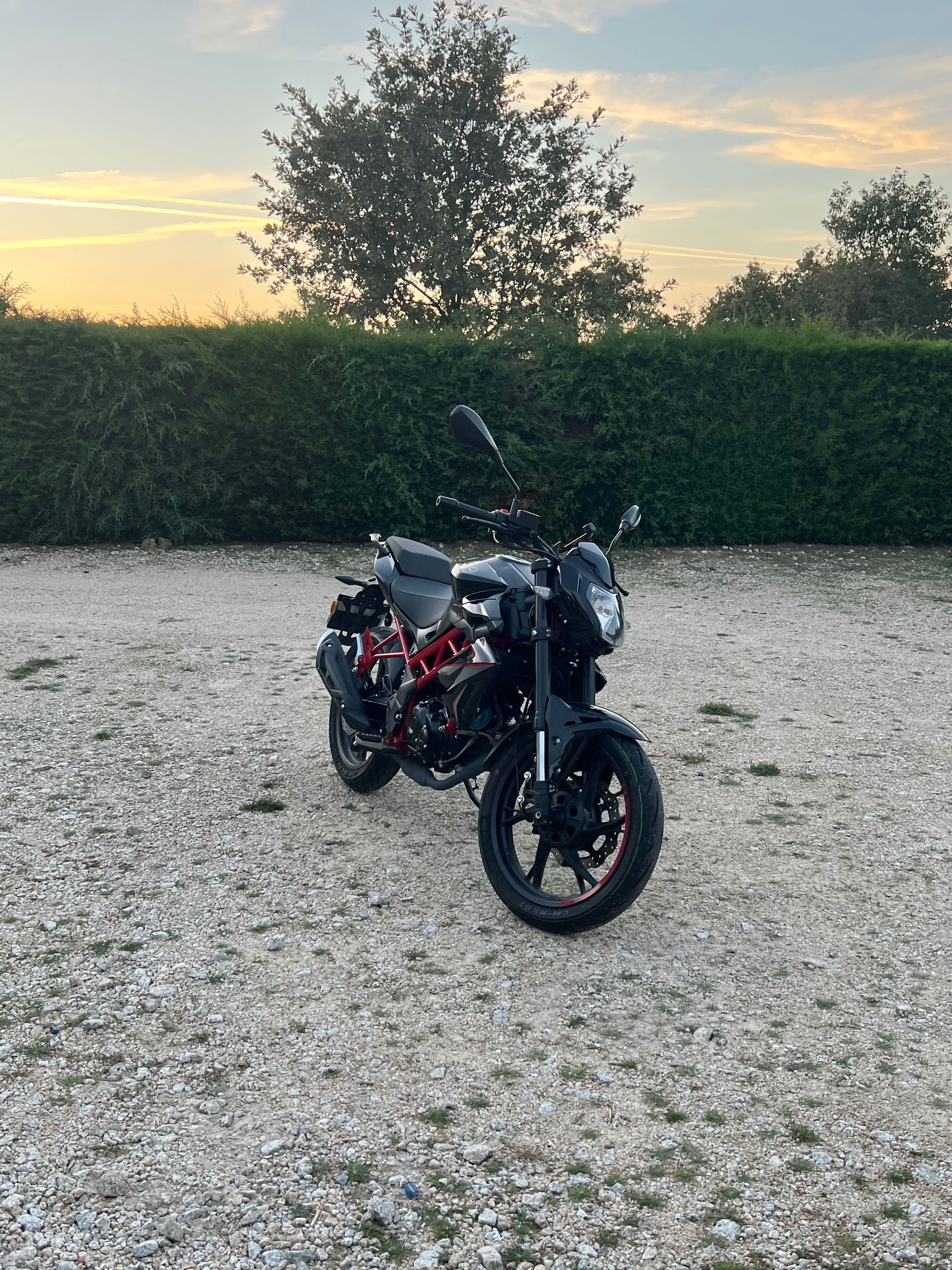 Benelli Bn 125 de 2023