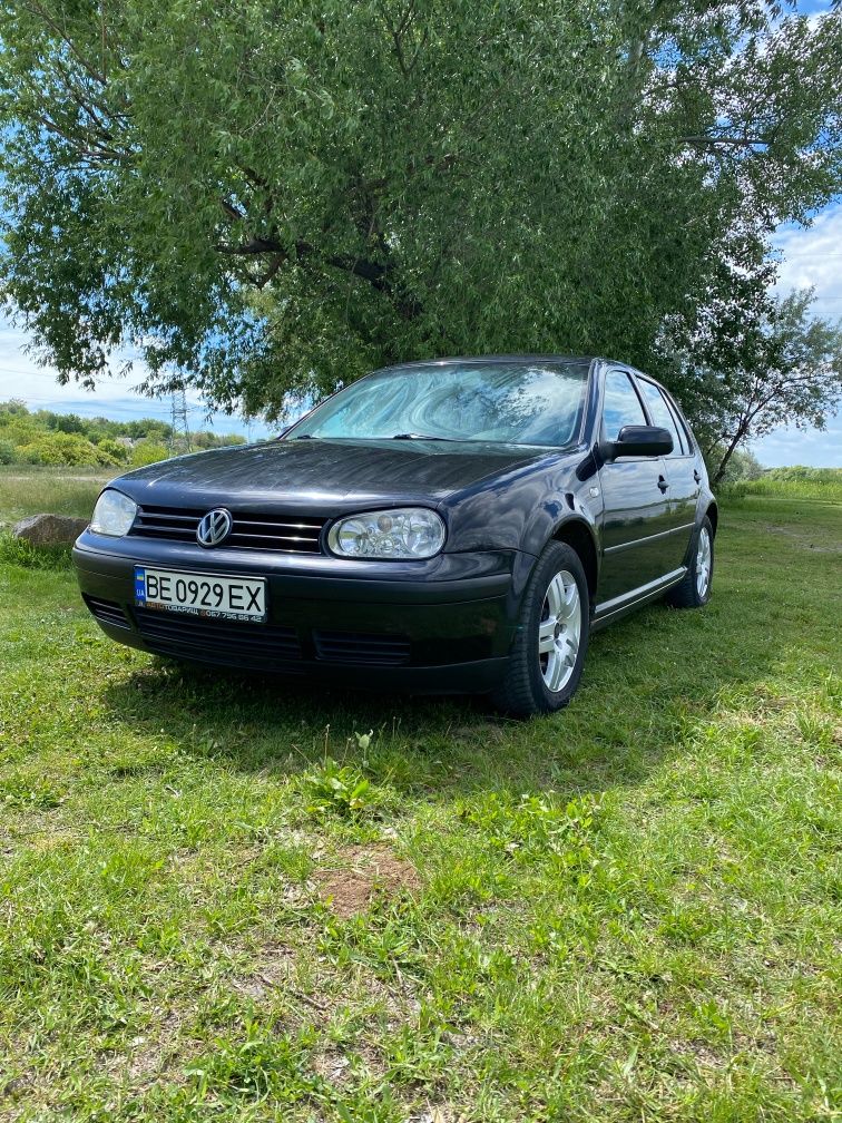 Продается Golf 4 1.6FSI