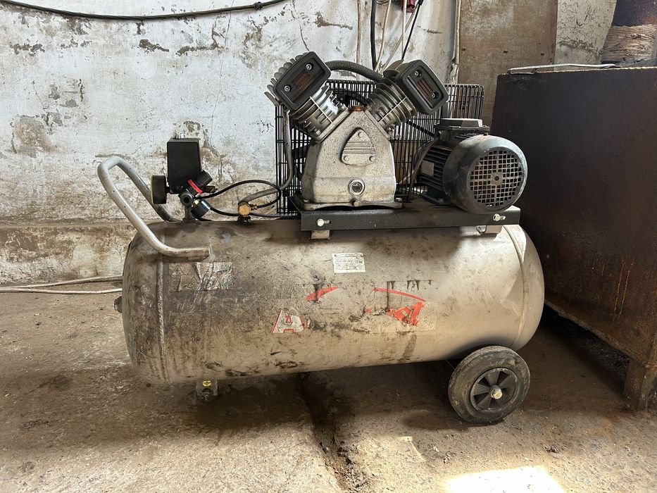 Компресор повітряний Air Cast