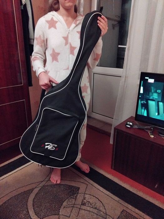 Гитара электро акустическая  Stagg, за приемлемую цену!