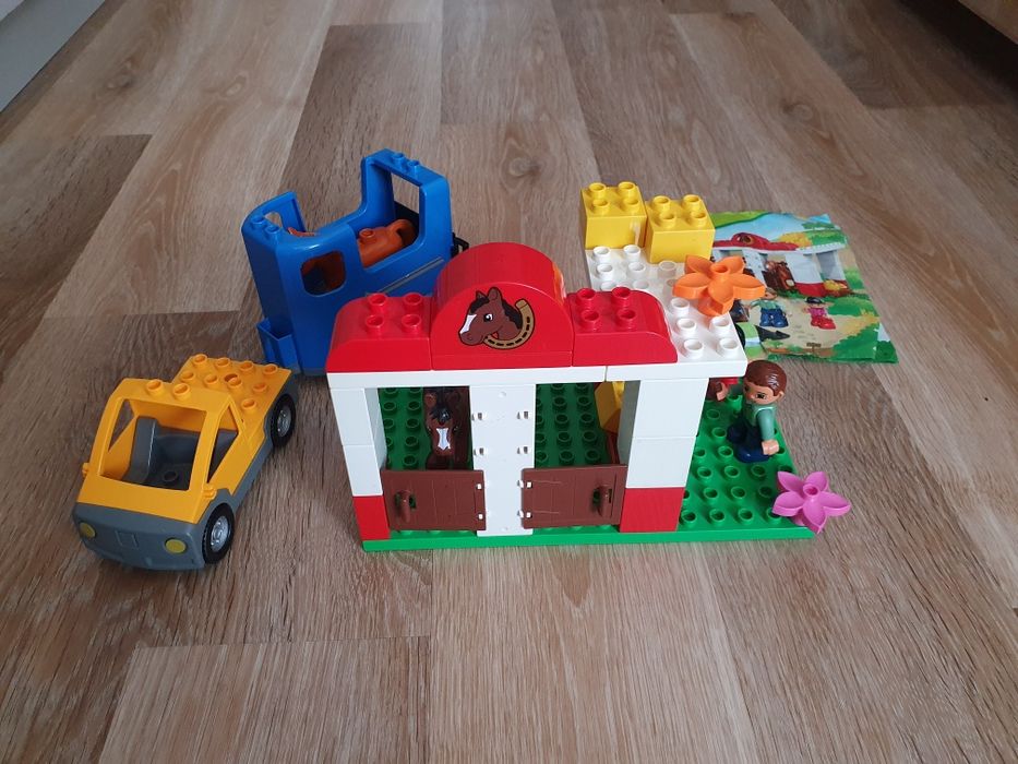 LEGO Duplo 5648 stadnina