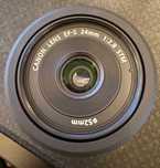 Objetiva Canon EF-S 24mm F2.8 STM