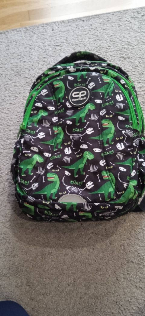 Plecak Coolpack do klasy 1-3 dinozaury jak nowy