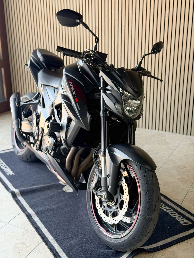 Suzuki GSX-S 750