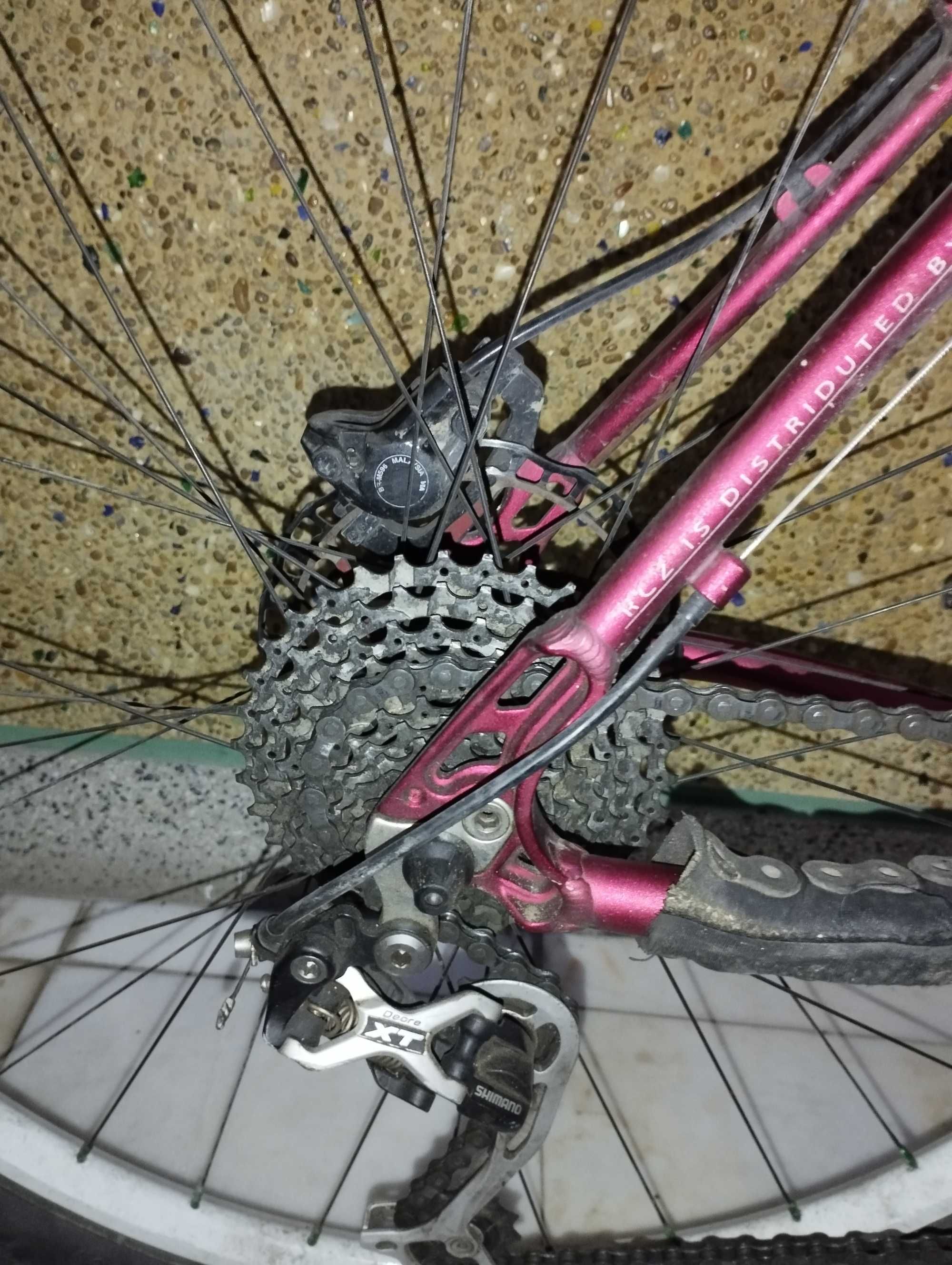 Bicicleta BTT, Full Shimano, Alumínio e Carbono/ Roda 28