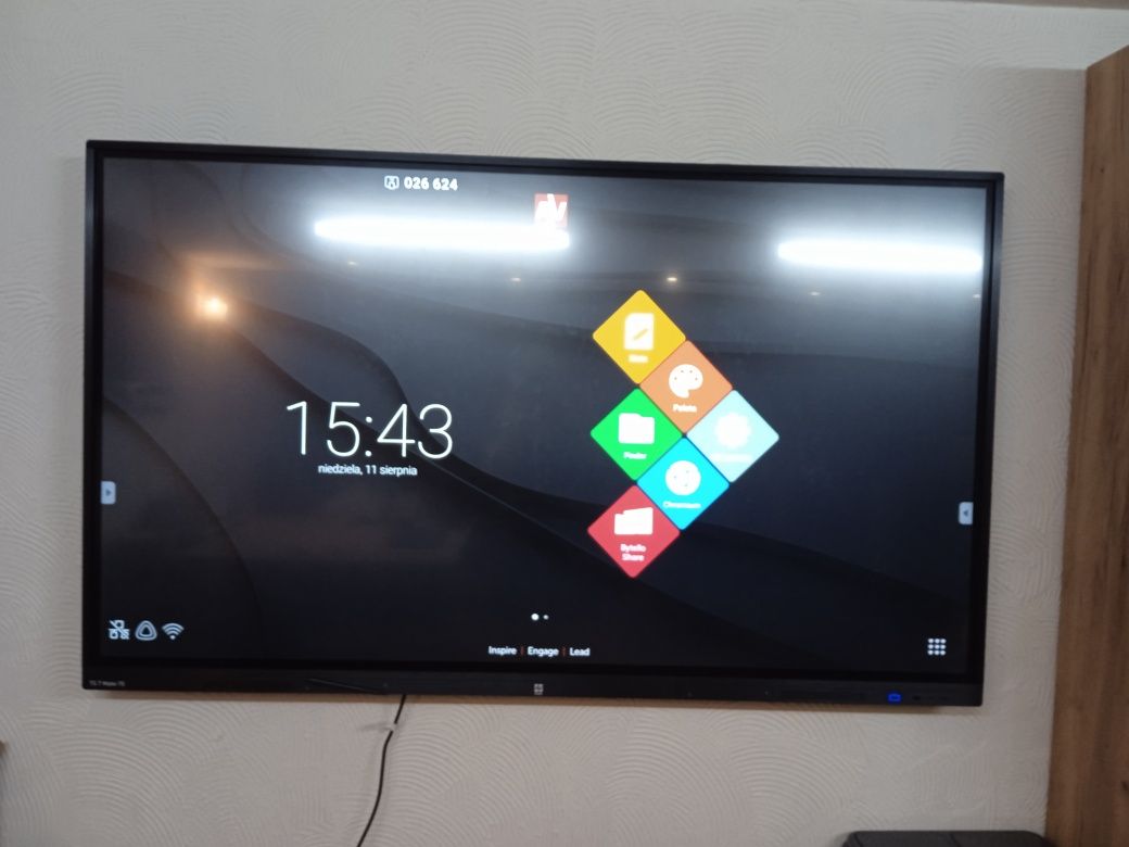 Tablica/monitor multimedialny
