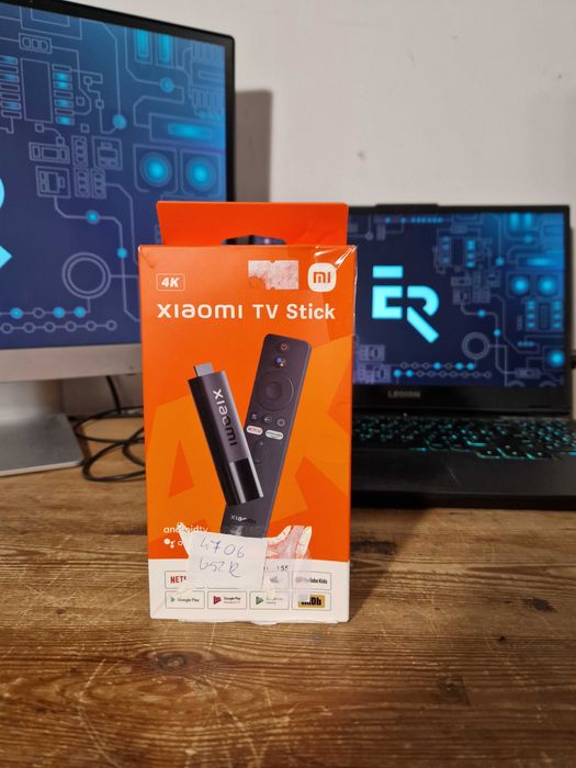 Odtwarzacz multimedialny Xiaomi MI TV STICK 7 GB (4706)