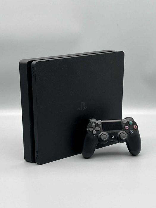 PS4 Slim 500gb; 1 comando; +volante/pedais Hori PS4; ler anuncio