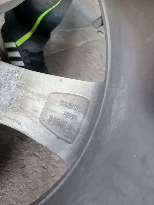 Felgi 17 5x112 225/45r17 z oponami zimowymi