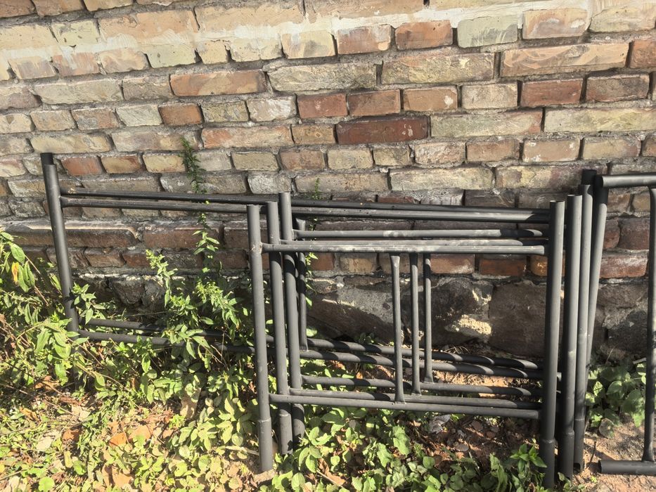 Nowe, Rusztowanie warszawskie ramki