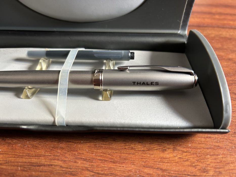 Caneta Parker Thales