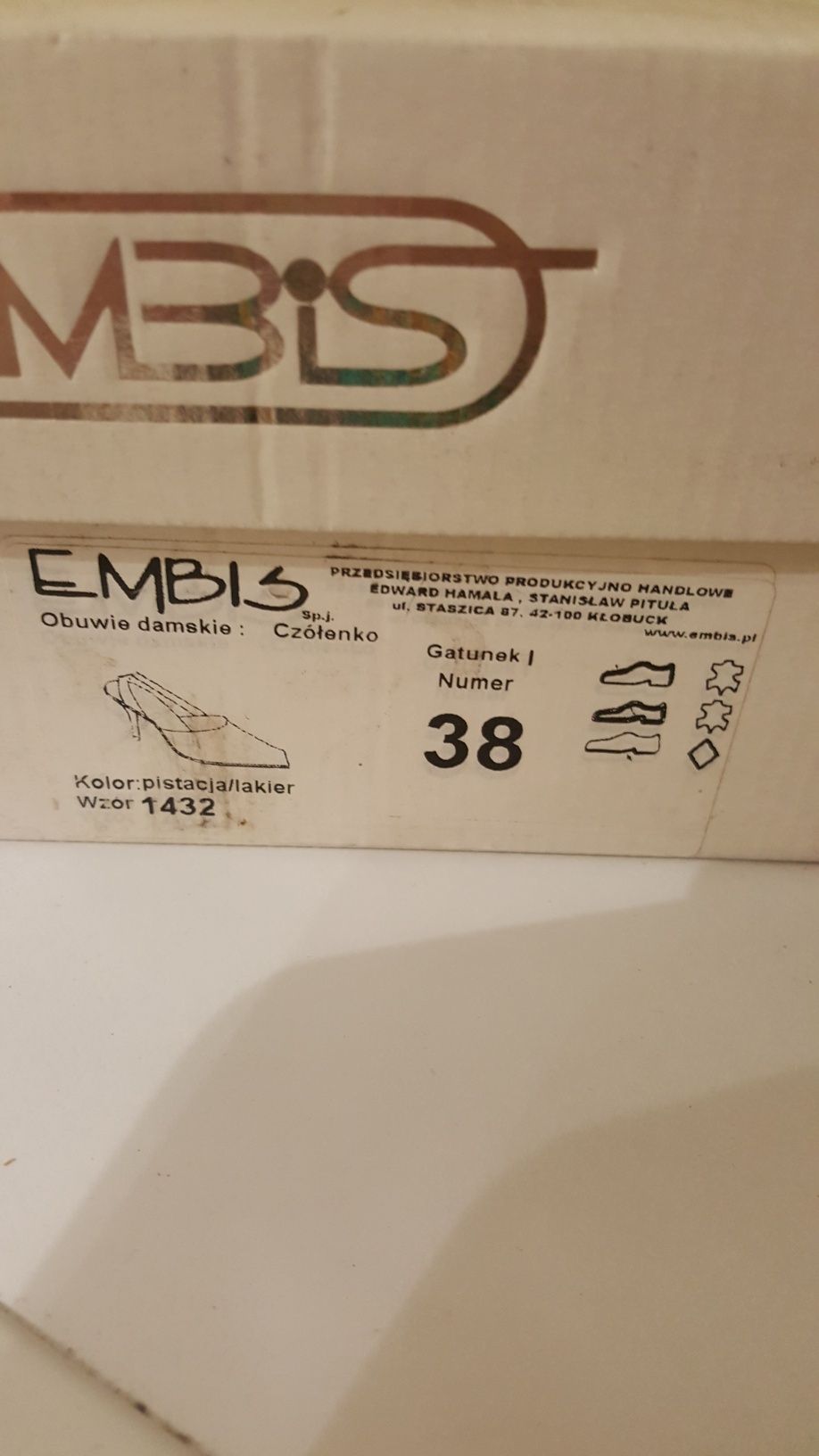 Buty na szpilce miętowe
