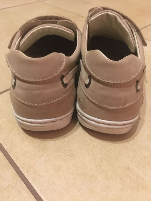 Mokasyny jasne 35