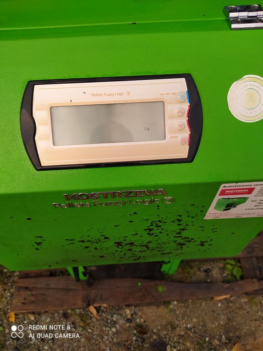 Piec zasypowy na eko groszek pellet i drzewo