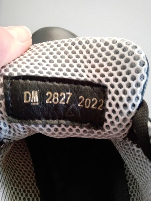 Кросівки уні-секс чорні шкіряні на платформі р.40