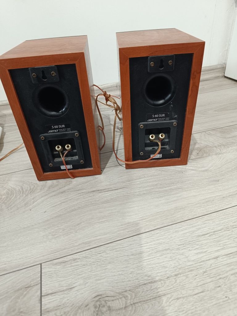 Kolumny głośnikowe 5.0 JAMO S 606 HCS + Subwoofer Yamaha YST-SW030