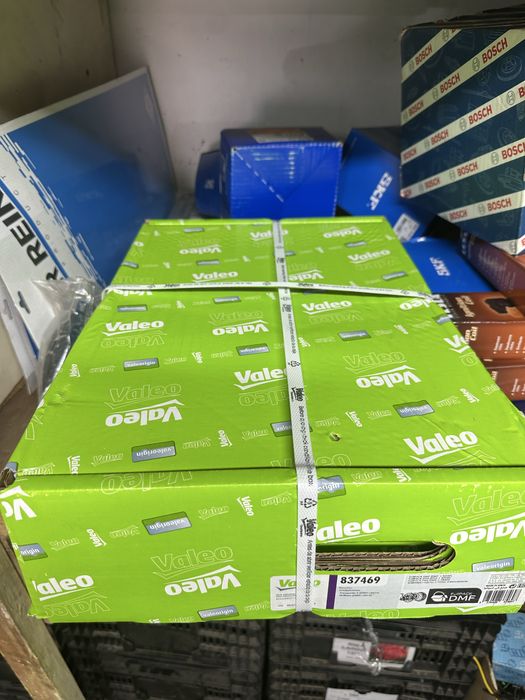 Комплект счепленя VOLKSWAGEN Transporter/Multivan t5 1.9/2.0 09-15