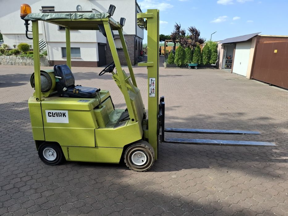 Widlak Wózek widłowy Clark 15 LPG