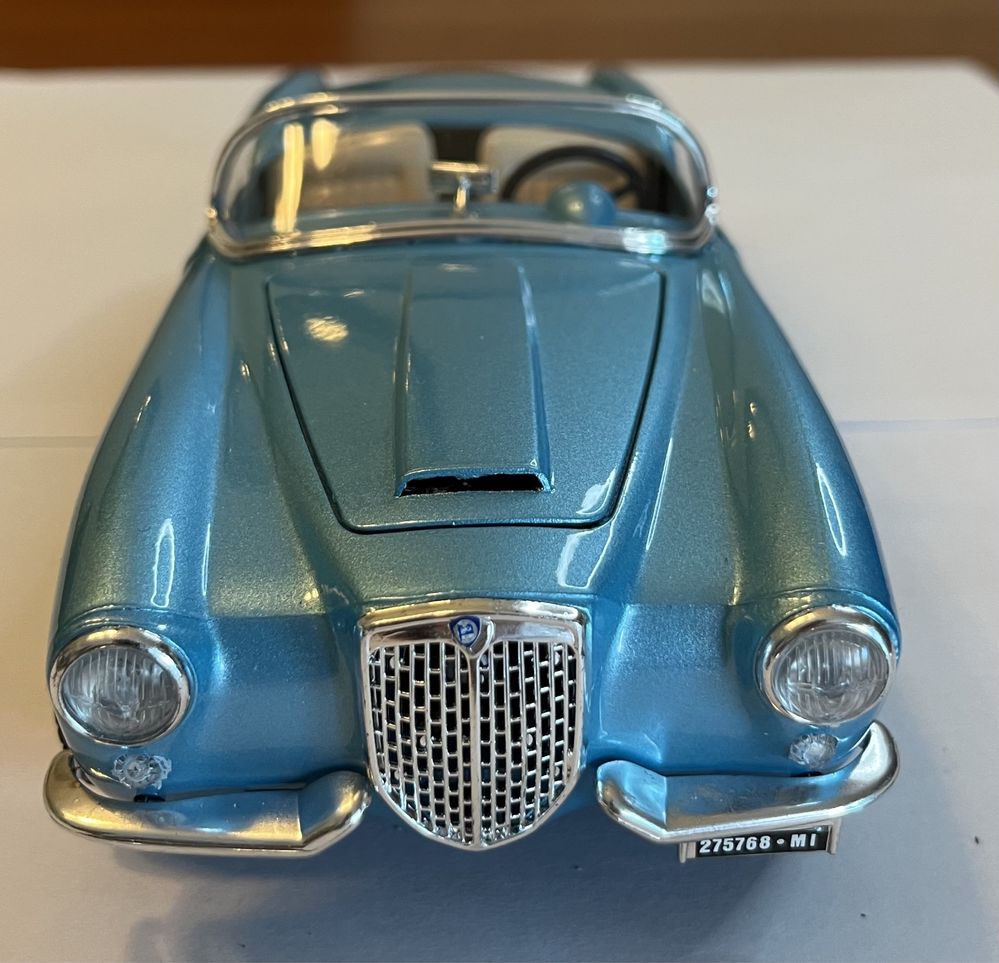 Burago - Lancia Aurelia B24 Spider (1955) 1:18 Azul - Diecast