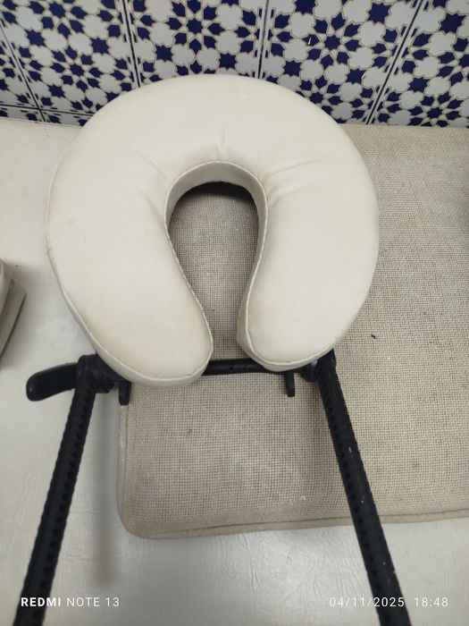 Marquesa portátil de madeira.