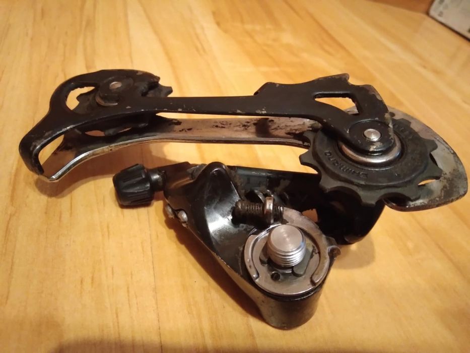 Tylnia przerzutka Shimano Deore LX RD-M 565