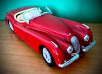 Bburago Jaguar KK120 (1948) skala 1:24 ITALY