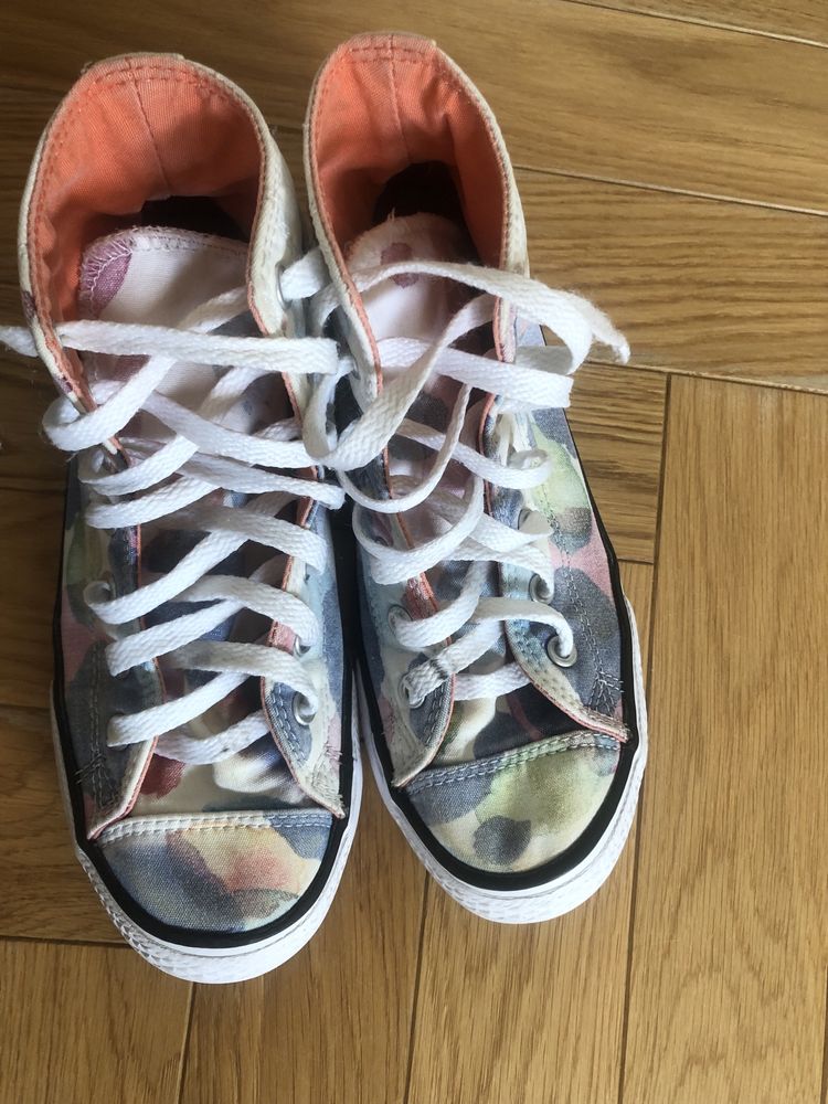 Trampki wysokie Converse All Star r. 35 biale w kolorowe kropki