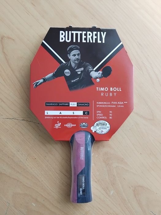 Rakietka do tenisa stołiwego.BUTTERFLY Timo Boll Ruby