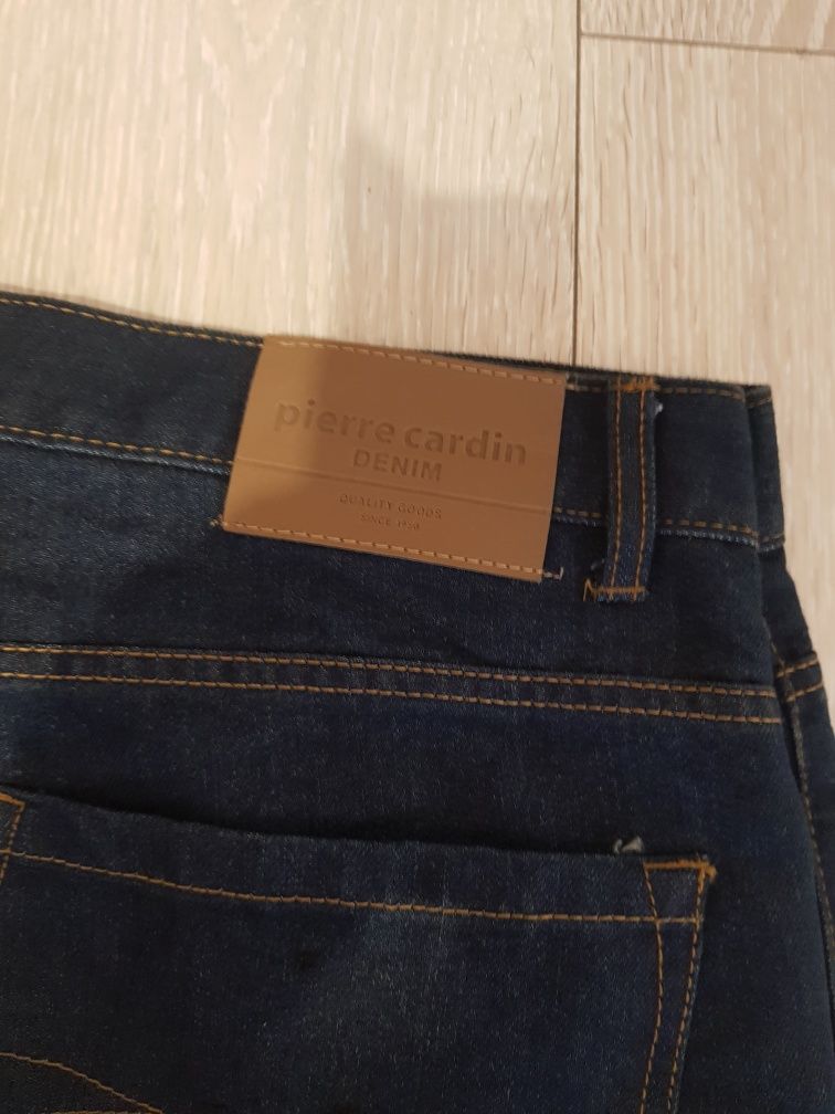 Pierre Cardin męskie jeansy 38R