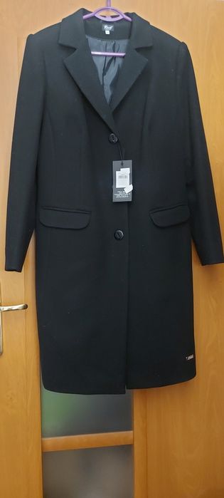 Płaszcz czarny Rock rozmiar 46