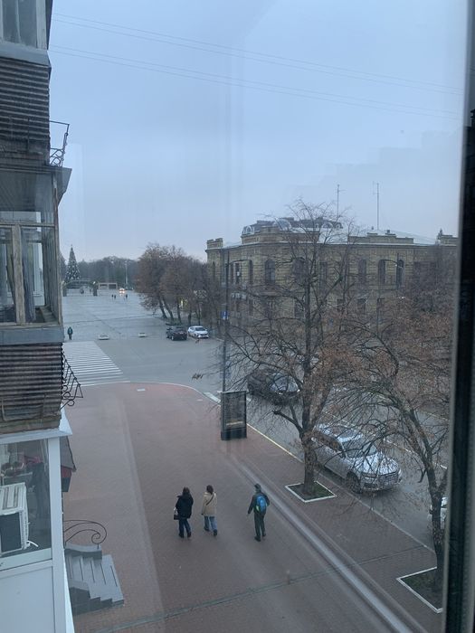 Здам 2-кімн.кв. по вул. Соборна, центр, район площі