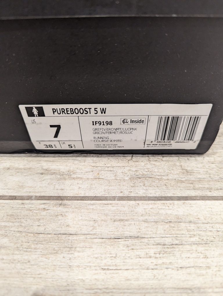 Кросівки Adidas Pureboost 5W розмір 38 2/3