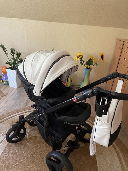 Дитяча коляска 2 в1