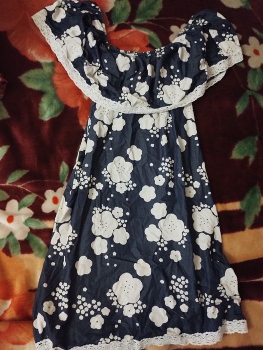 Сукня в принт квіти