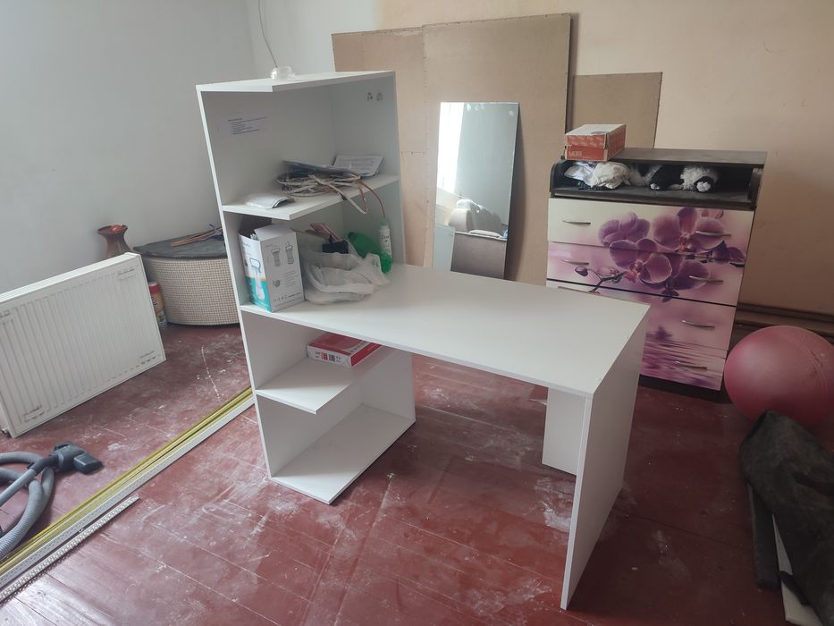 Стіл компюторний