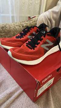 New Balance Tempo 44